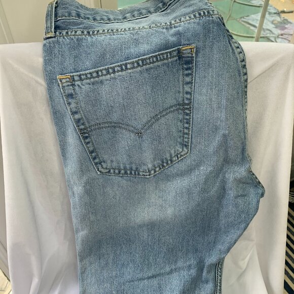 LEVI'S Men's 505 Regular Fit Denim Jeans - Picture 4 of 14